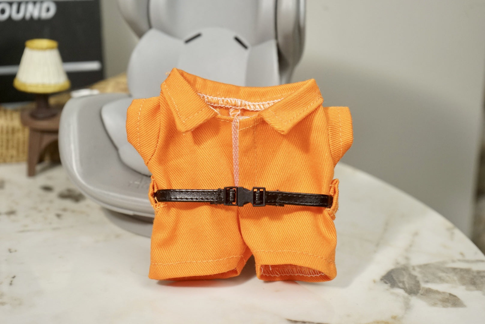 Prison-Chic Style